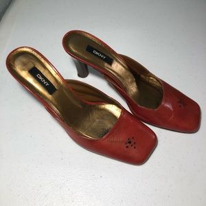 DKNY Jody 80-MM Mule heels shoes size 8.5 red brushed off metallic dusk